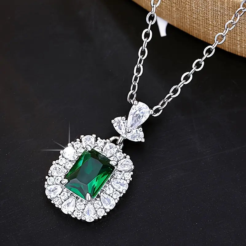 Meliora Brenswyn Necklace | White Gold